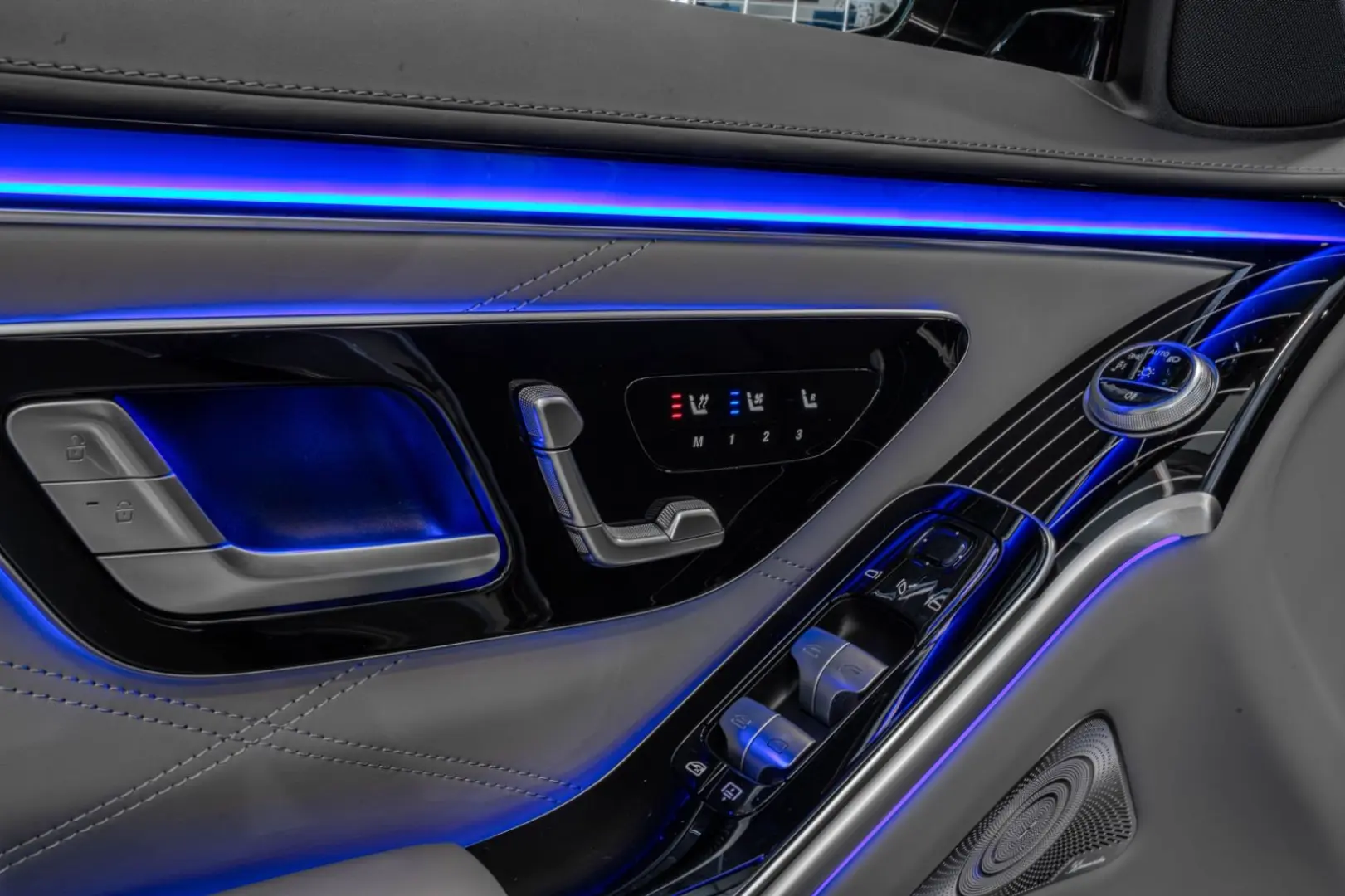 Maybach* EXCL.*First-Class*TV*DRIVE Pilot*BODY*