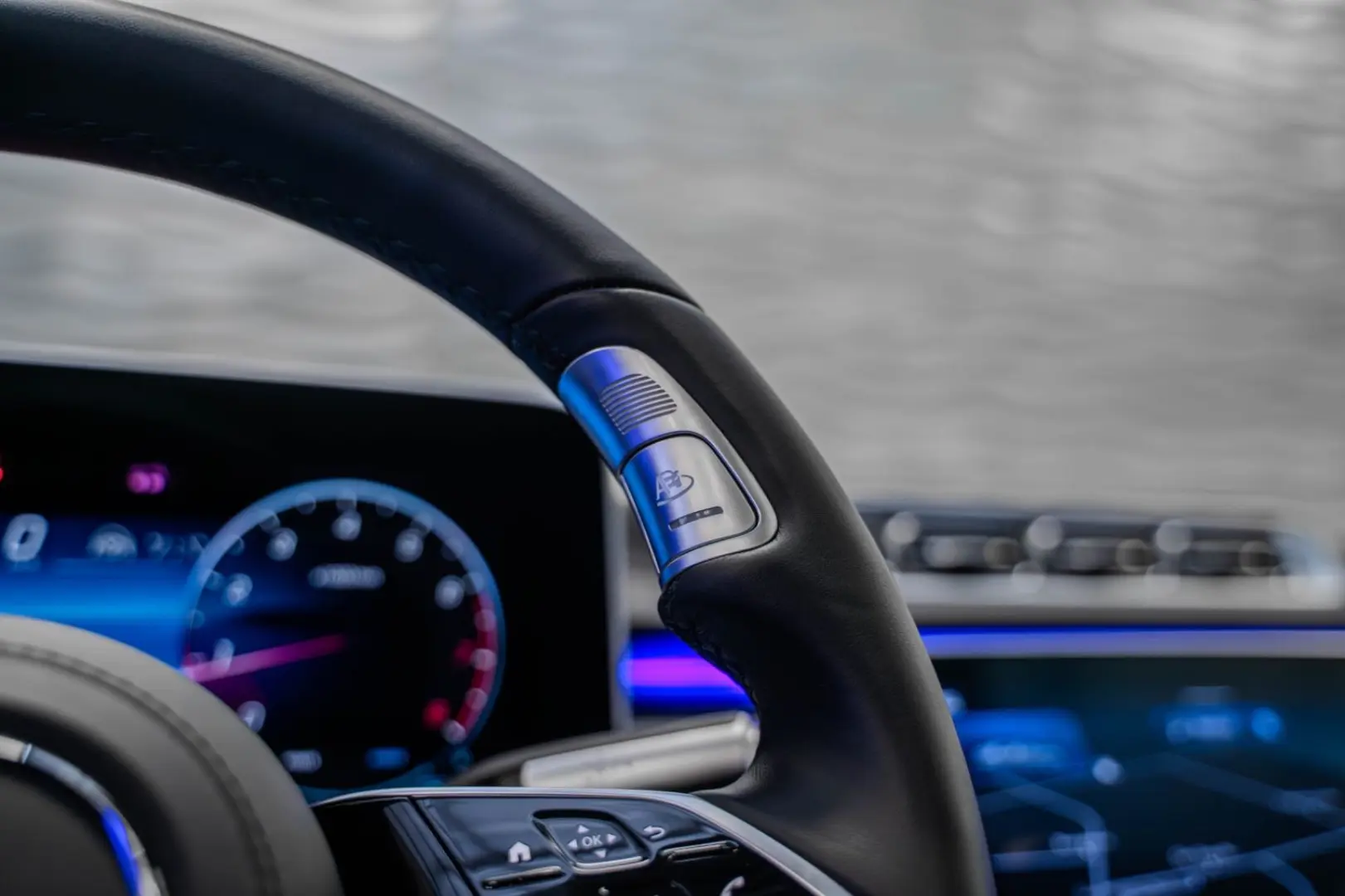 Maybach* EXCL.*First-Class*TV*DRIVE Pilot*BODY*