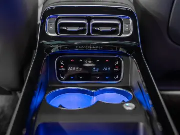 Maybach* EXCL.*First-Class*TV*DRIVE Pilot*BODY*
