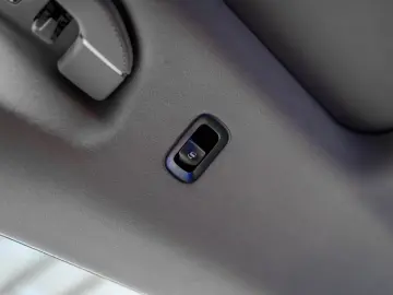 Maybach* EXCL.*First-Class*TV*DRIVE Pilot*BODY*
