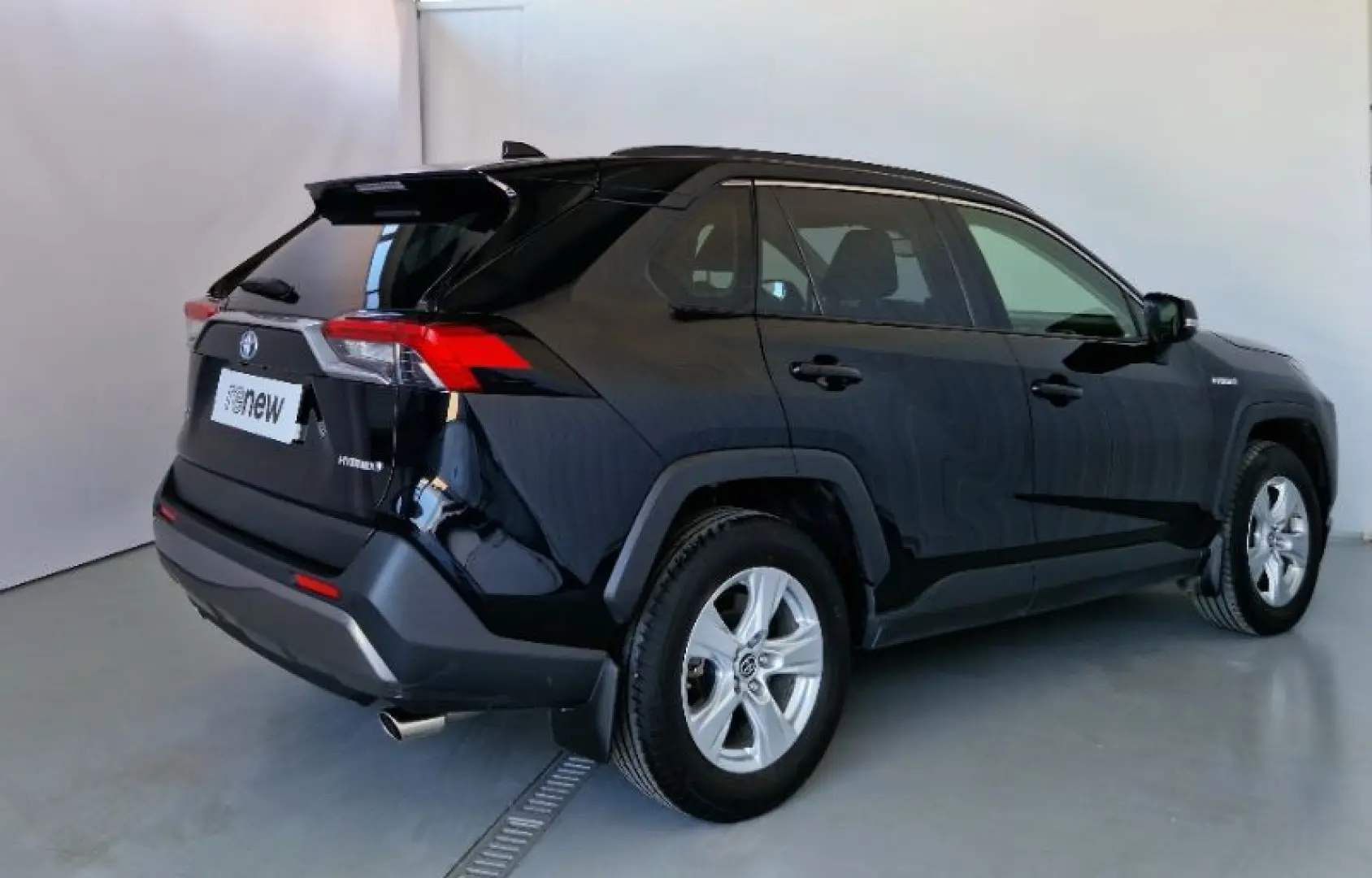 TOYOTA RAV4 2.5 Hybrid Dynamic HSD E-CVT
