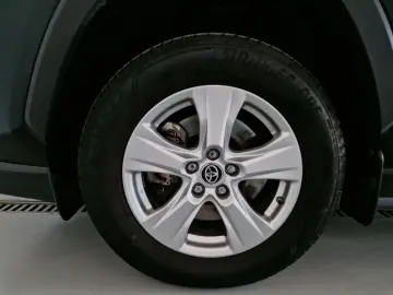 TOYOTA RAV4 2.5 Hybrid Dynamic HSD E-CVT