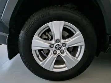 TOYOTA RAV4 2.5 Hybrid Dynamic HSD E-CVT