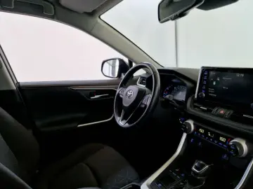 TOYOTA RAV4 2.5 Hybrid Dynamic HSD E-CVT