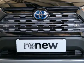 TOYOTA RAV4 2.5 Hybrid Dynamic HSD E-CVT