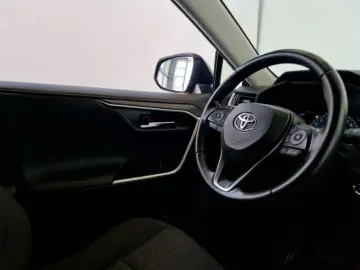 TOYOTA RAV4 2.5 Hybrid Dynamic HSD E-CVT