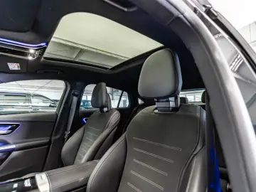 GLC 220 d 4M Coupe / AMG / Burmester / Pano
