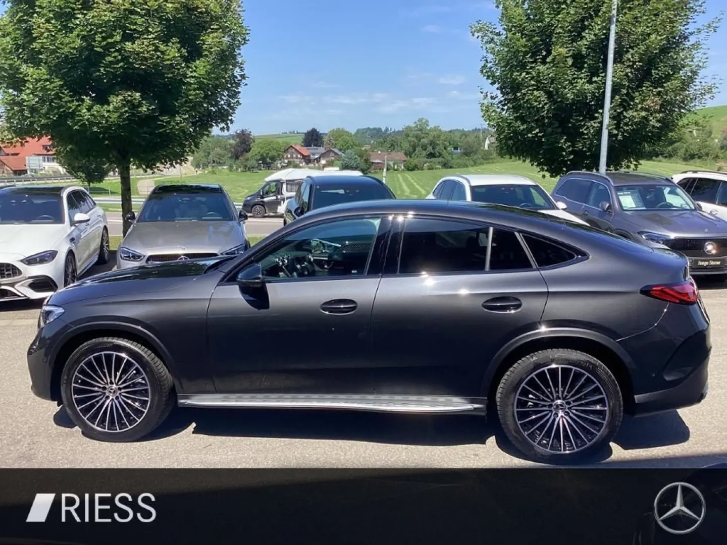 GLC 300 d 4M Coupé AMG Ad. Pl. Night AHK Distr.