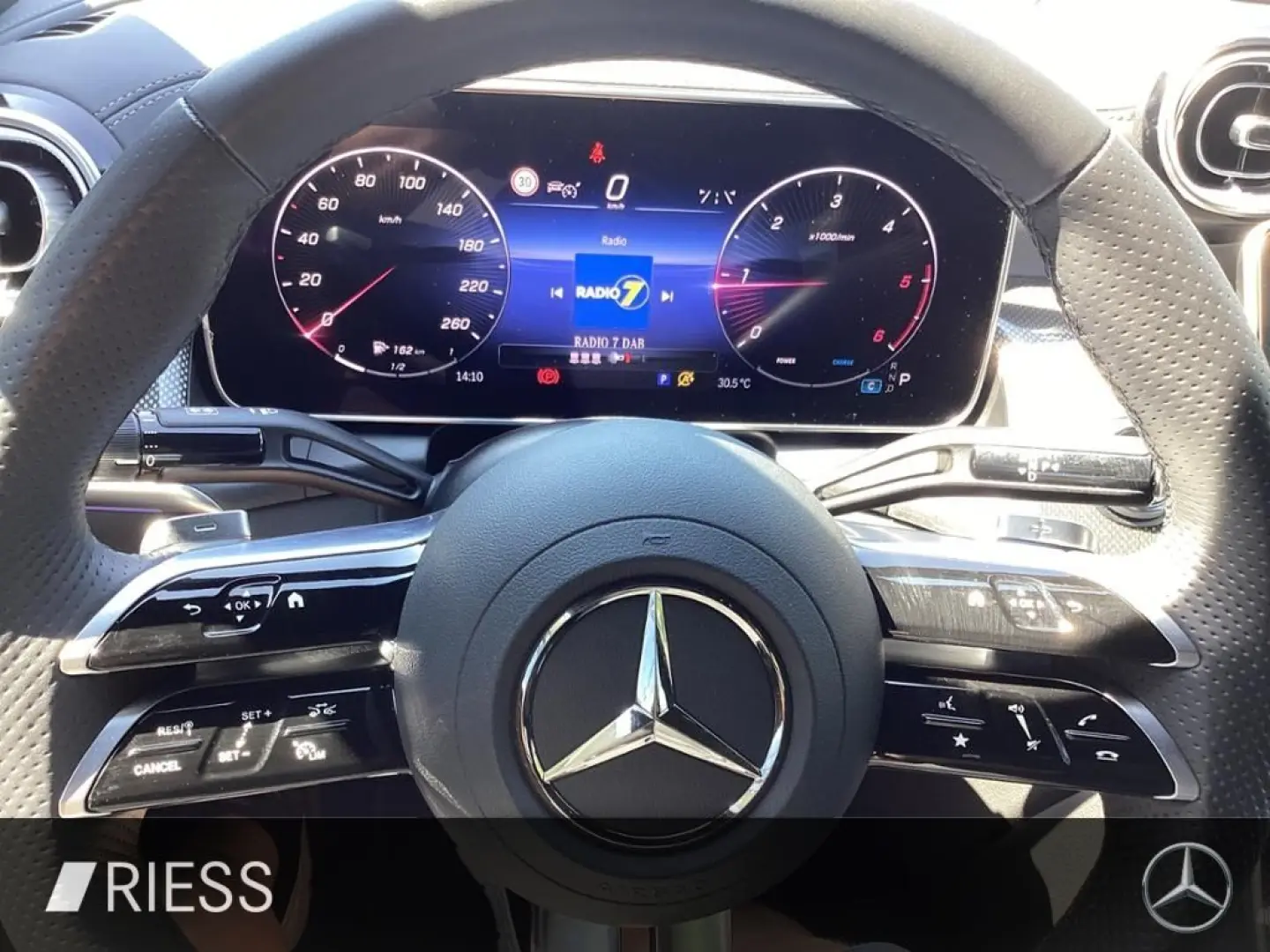 GLC 300 d 4M Coupé AMG Ad. Pl. Night AHK Distr.