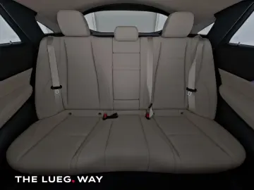 GLE 400 d 4M Coupé AMG+MBeam+AHK+Pano+360+Di+Air