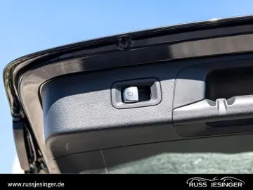 GLC 220 d 4M OFF-ROAD *AHK*Cam*LED*Navi*MBUX*