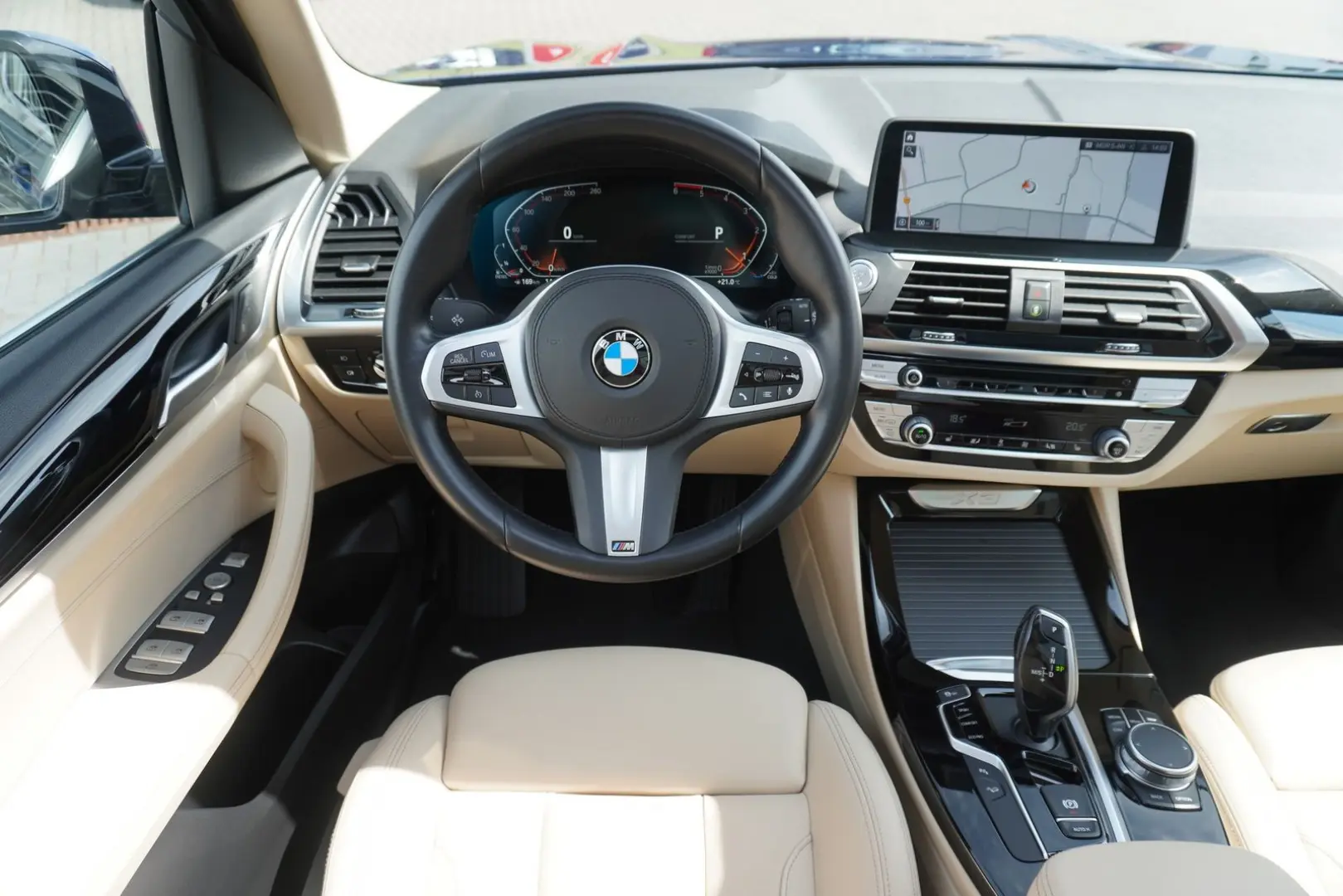 X3 xDrive 20d xLine AHK Panorama Virtual Cockpit