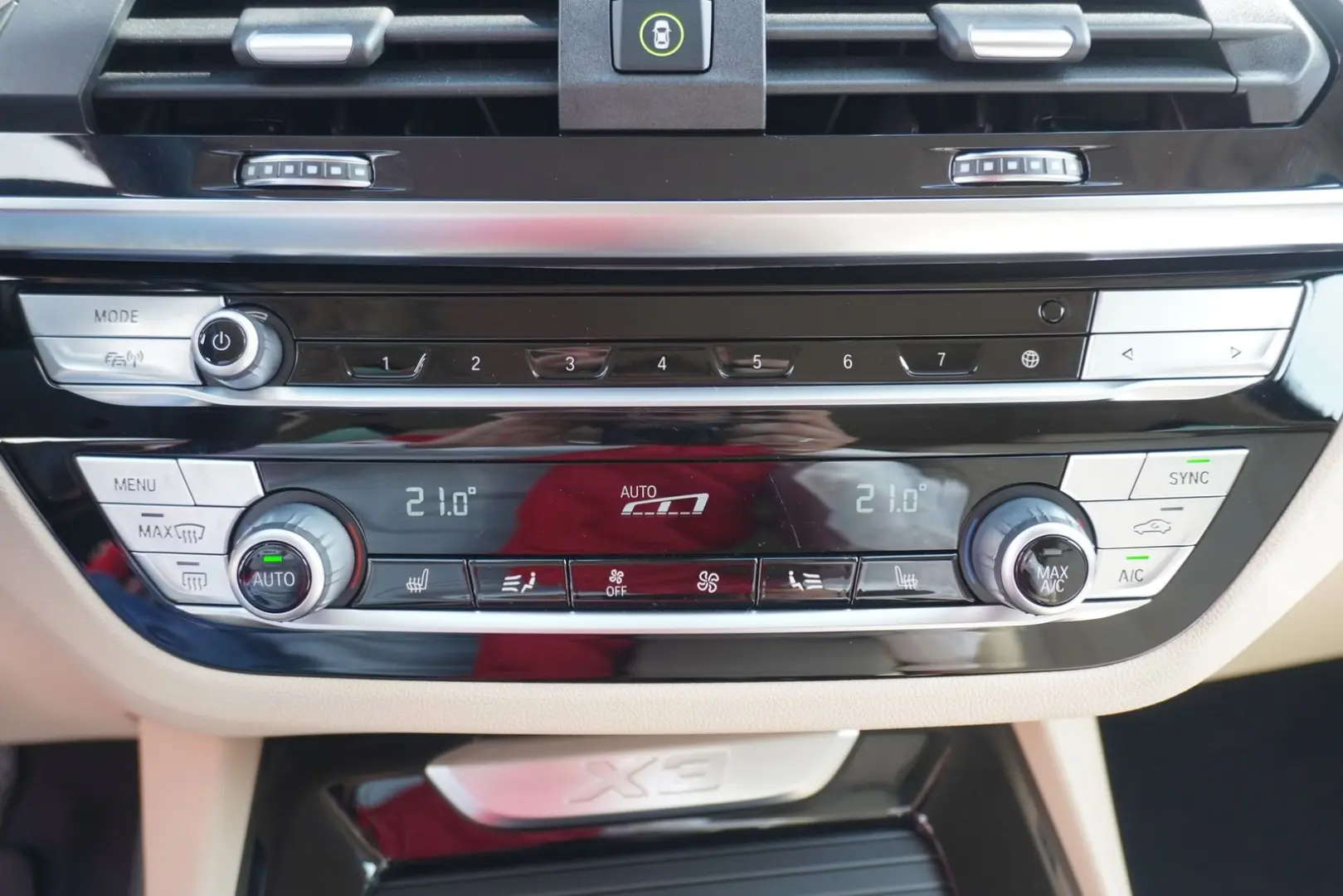 X3 xDrive 20d xLine AHK Panorama Virtual Cockpit