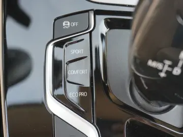 X3 xDrive 20d xLine AHK Panorama Virtual Cockpit