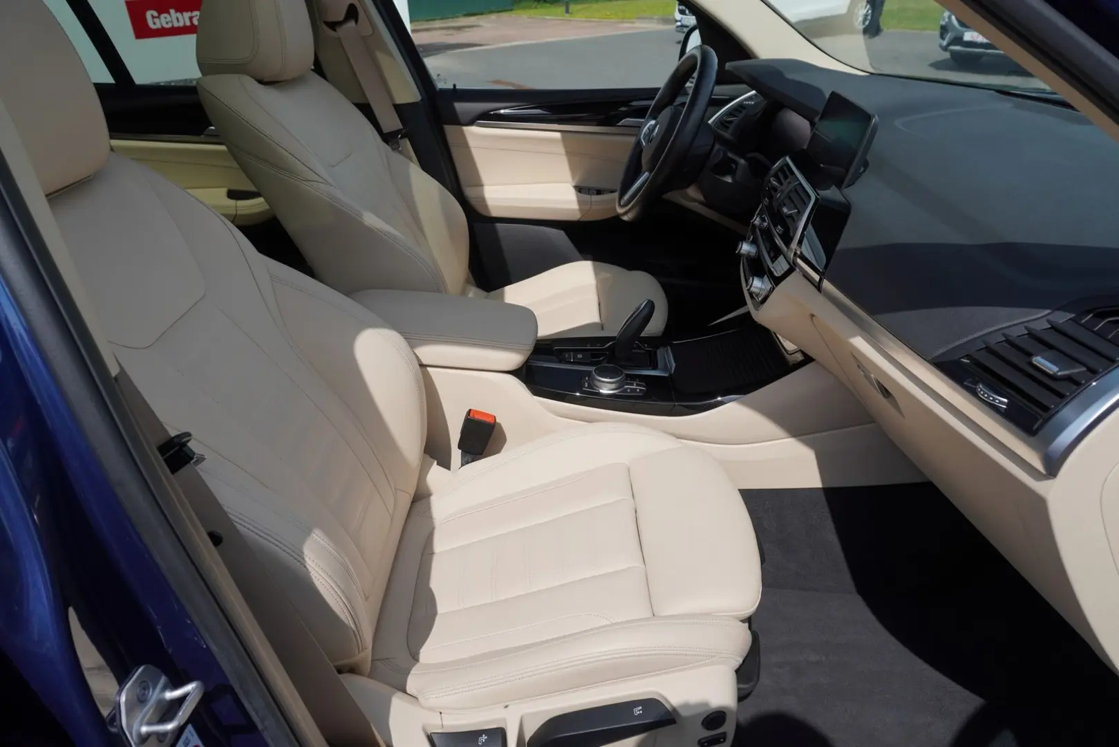 X3 xDrive 20d xLine AHK Panorama Virtual Cockpit