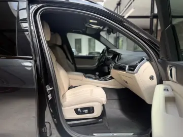 X5 xDrive 30 d M Sport*LASER*HUD*BMW SH*SHADOW*