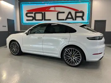 Cayenne Coupe / 360 KAMERA / PANORAMA