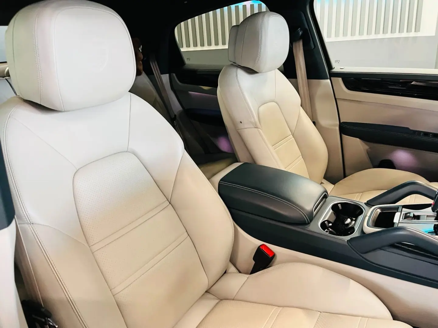 Cayenne Coupe / 360 KAMERA / PANORAMA