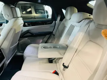 Cayenne Coupe / 360 KAMERA / PANORAMA