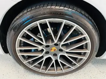 Cayenne Coupe / 360 KAMERA / PANORAMA