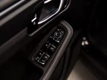 Porsche Macan 2.0 PDK