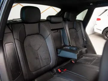 Porsche Macan 2.0 PDK