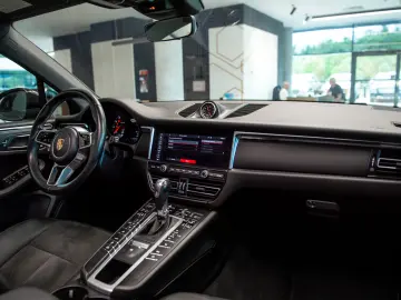 Porsche Macan 2.0 PDK