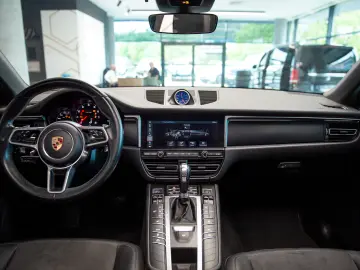 Porsche Macan 2.0 PDK