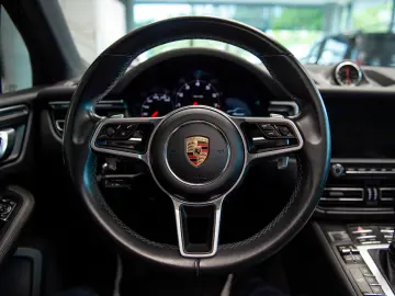 Porsche Macan 2.0 PDK