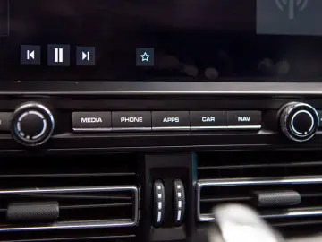 Porsche Macan 2.0 PDK