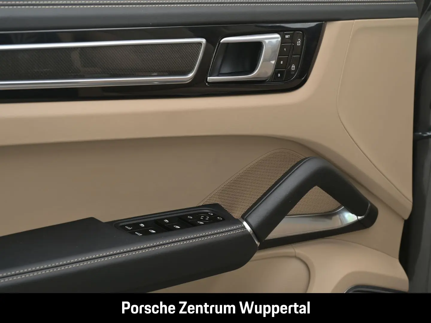 Cayenne Turbo Burmester Sportabgasanlage PDCC