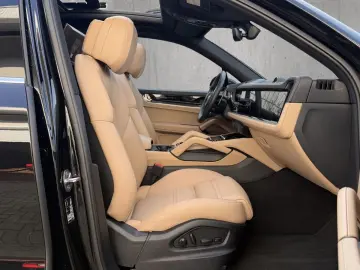 Cayenne S SportDesign CARBON HAL SPORTABGAS 22