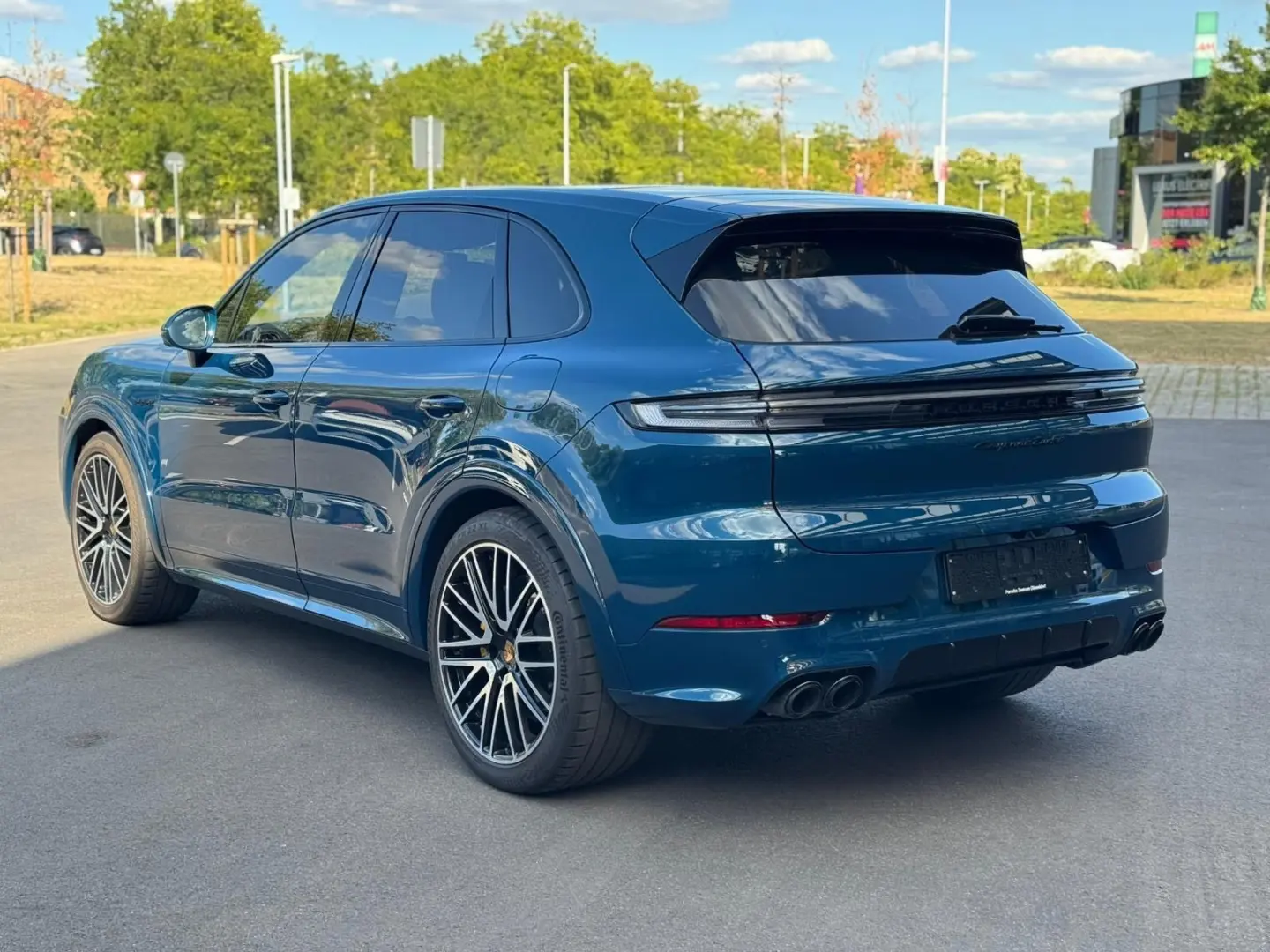 Cayenne Turbo E-Hybrid SportDesign PCCB PDCC