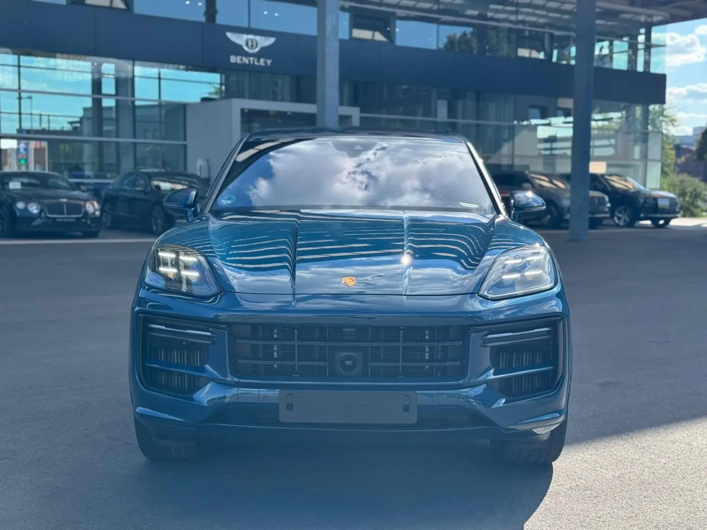 Cayenne Turbo E-Hybrid SportDesign PCCB PDCC
