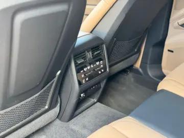 Cayenne Turbo E-Hybrid SportDesign PCCB PDCC