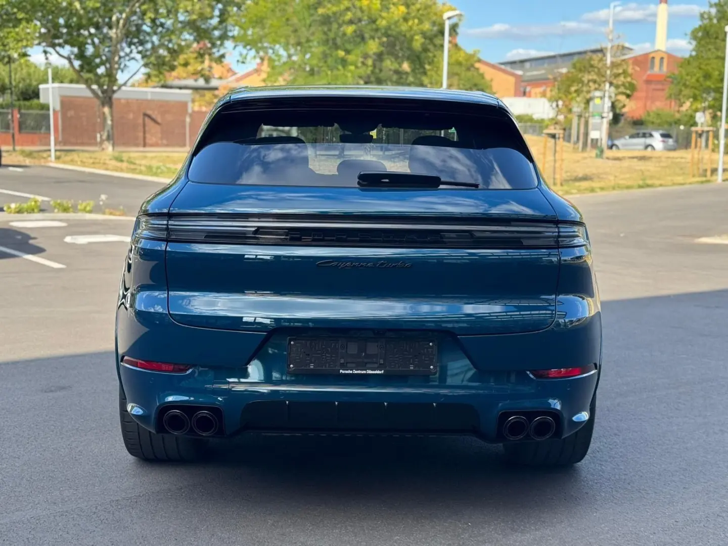 Cayenne Turbo E-Hybrid SportDesign PCCB PDCC