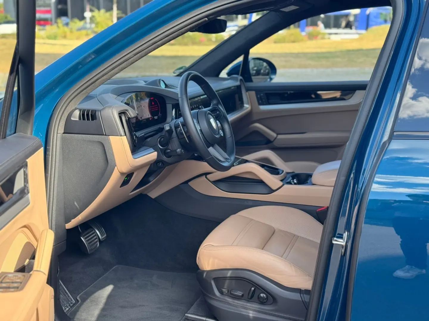 Cayenne Turbo E-Hybrid SportDesign PCCB PDCC