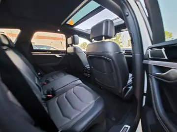Volkswagen Touareg V6 TDI R-Style