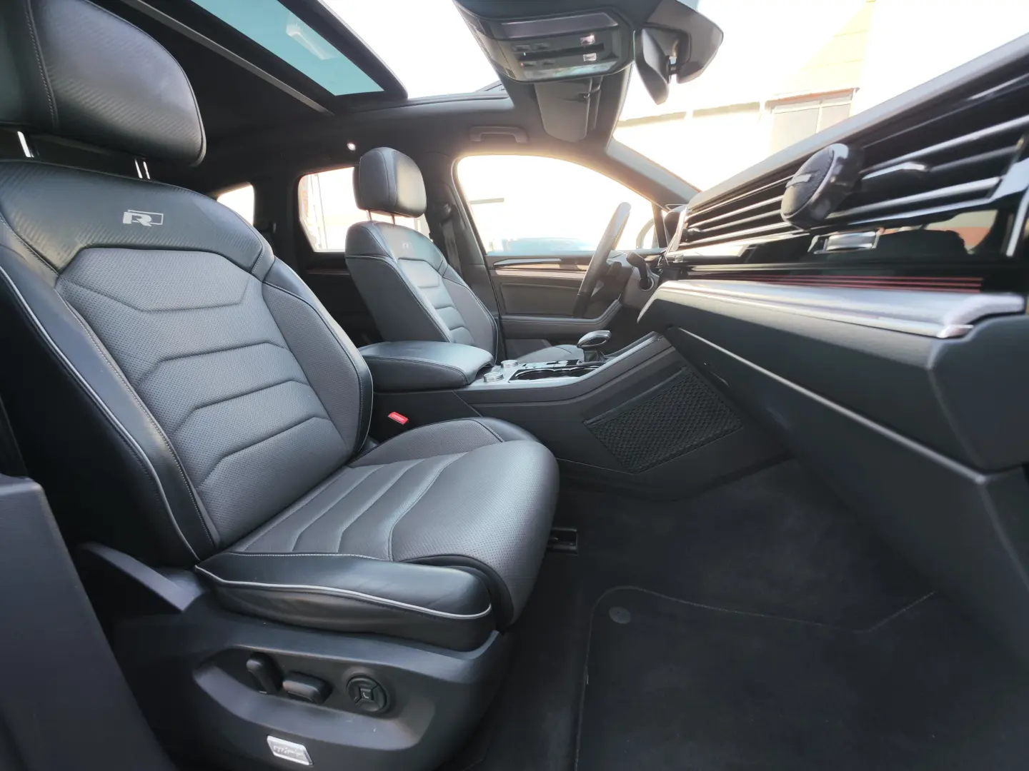 Volkswagen Touareg V6 TDI R-Style
