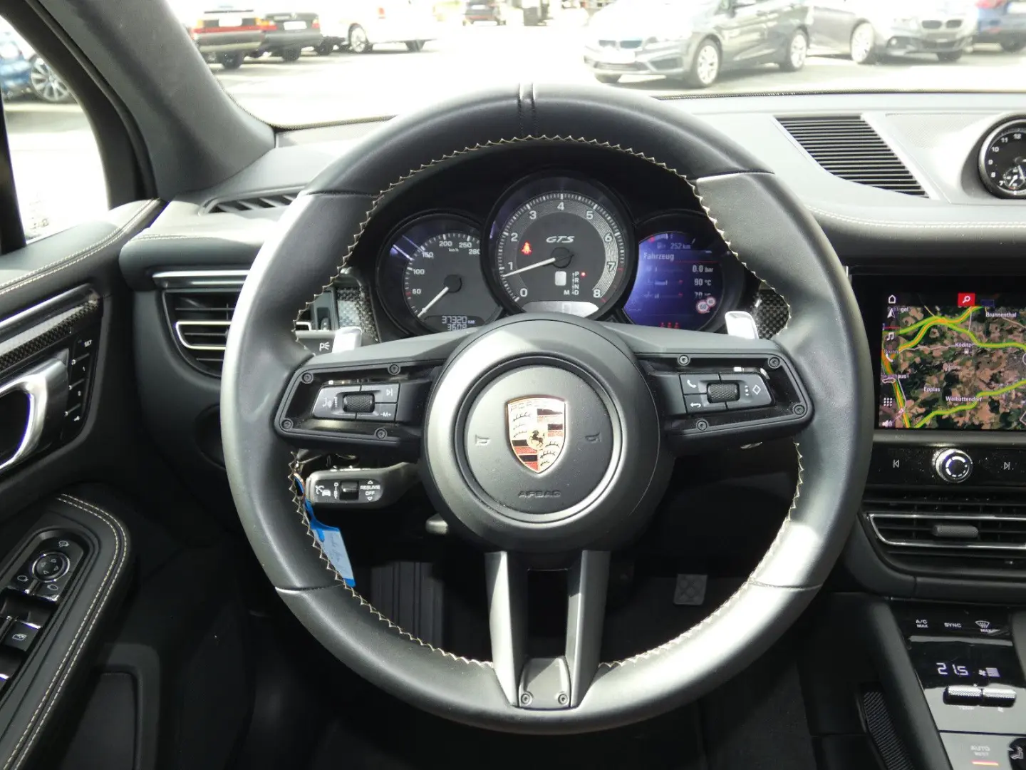 Macan GTS Exclusiv Leder PANO 21