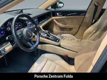 Panamera 4 E-Hybrid Hinterachslenkung LED-Matrix