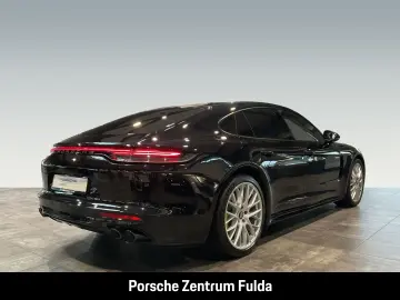 Panamera 4 E-Hybrid Hinterachslenkung LED-Matrix