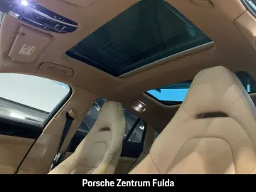 Panamera 4 E-Hybrid Hinterachslenkung LED-Matrix