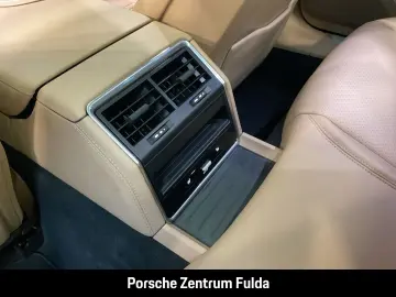 Panamera 4 E-Hybrid Hinterachslenkung LED-Matrix