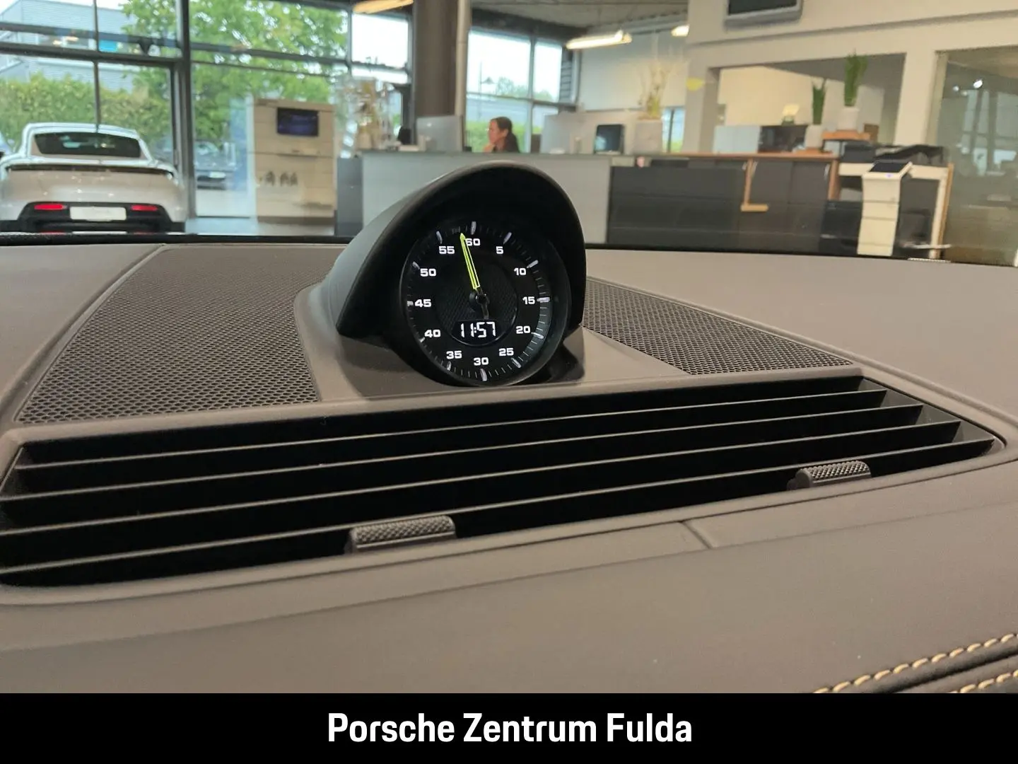 Panamera 4 E-Hybrid Hinterachslenkung LED-Matrix