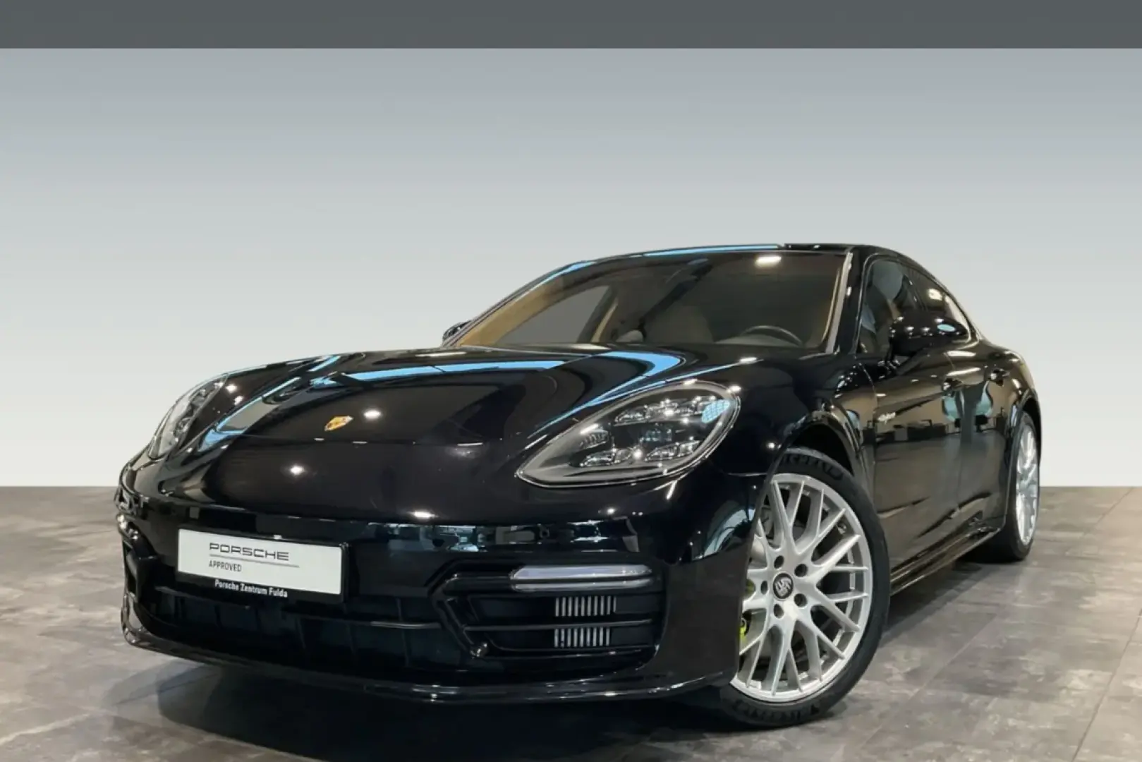 Panamera 4 E-Hybrid Hinterachslenkung LED-Matrix