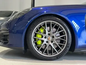 Panamera Sport Turismo 4 E-Hybrid Plat. Edition