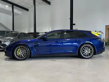 Panamera Sport Turismo 4 E-Hybrid Plat. Edition