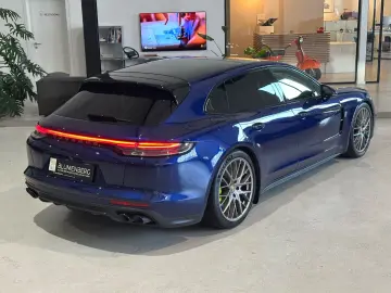 Panamera Sport Turismo 4 E-Hybrid Plat. Edition