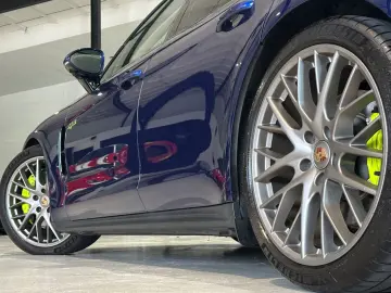 Panamera Sport Turismo 4 E-Hybrid Plat. Edition